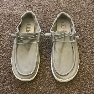 Men’s size 12 Wendy Hey Dudes in the color grey